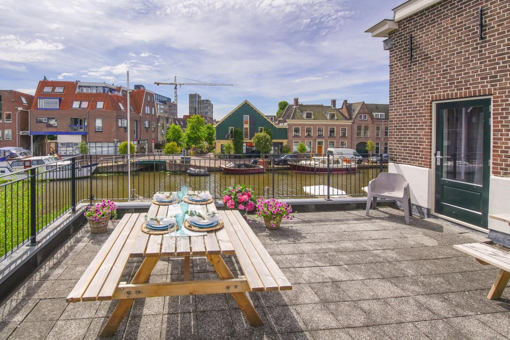 2L De Volharding Apartment Leiden Bagian luar foto