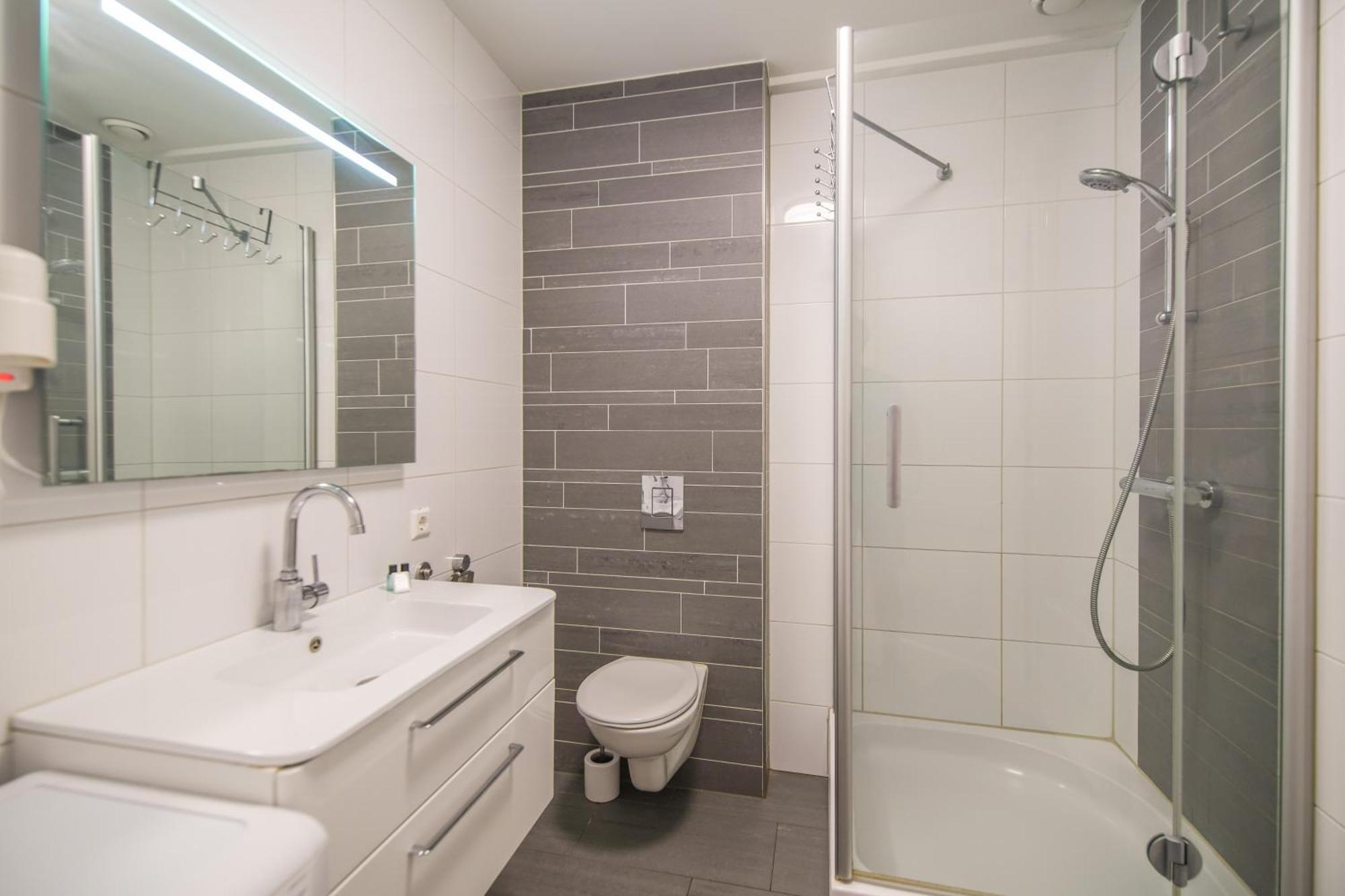 2L De Volharding Apartment Leiden Bagian luar foto